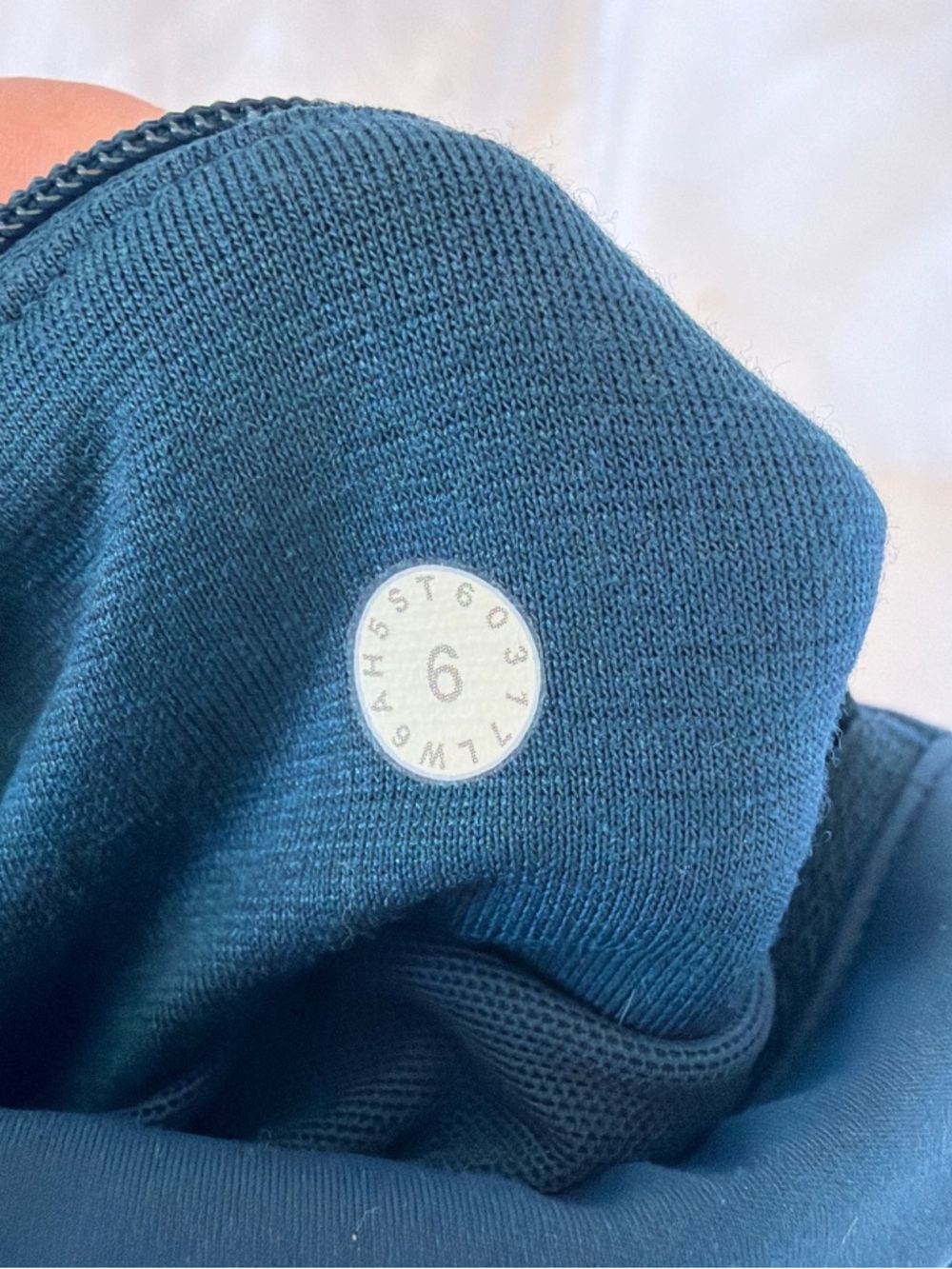 Lululemon High-Waist Blue Athletic Capri Leggings with Side Pockets size 6 - Picture 3 of 3